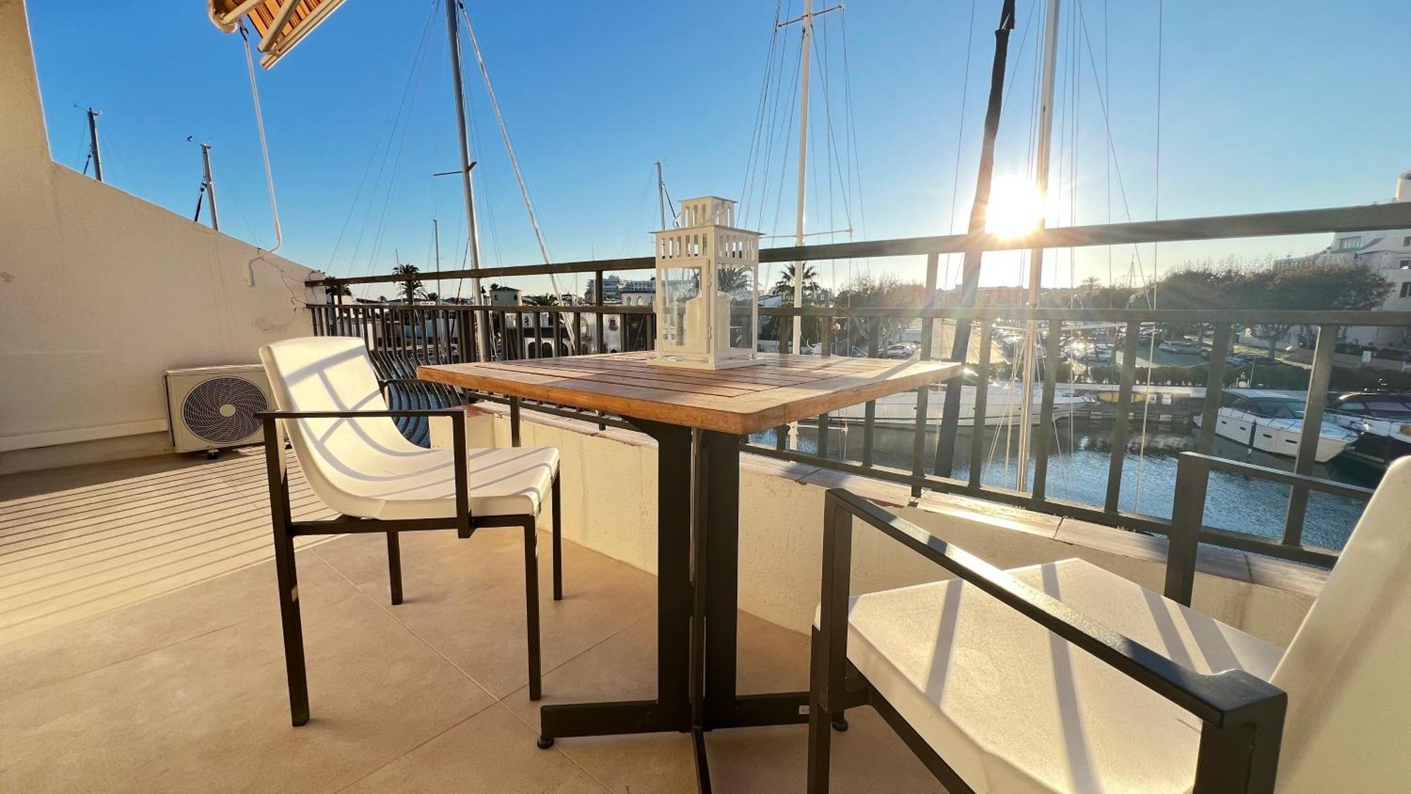 Estudio Frente Al Canal Con Terraza Empuriabrava Exteriör bild